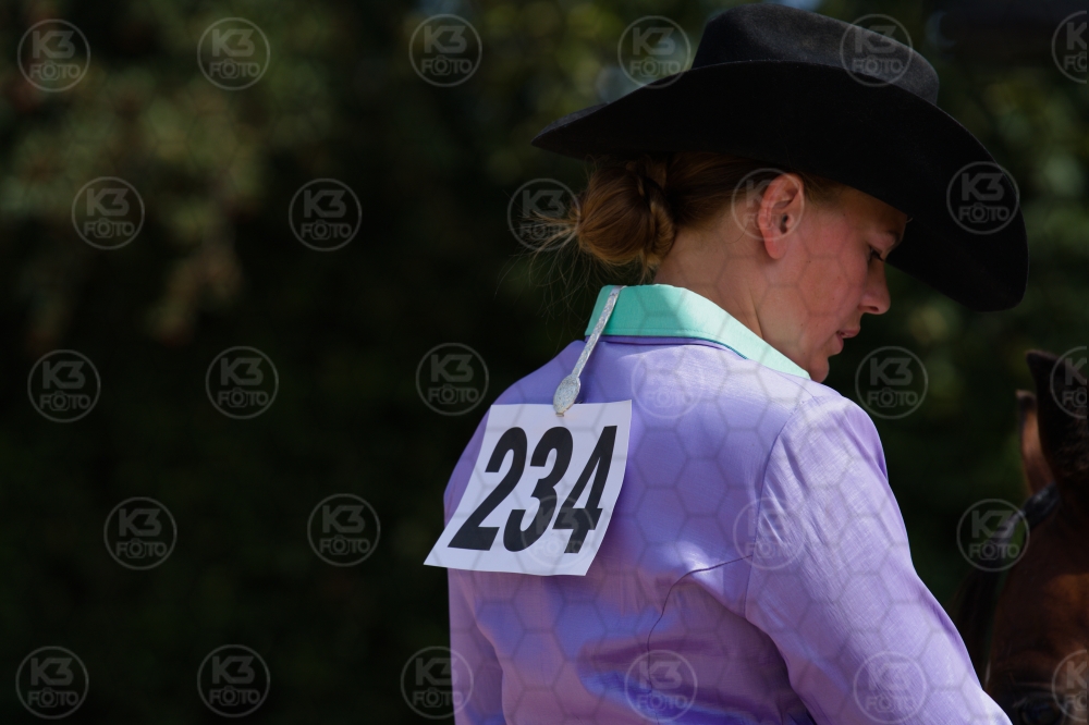 s_batch_A9_00025.jpg